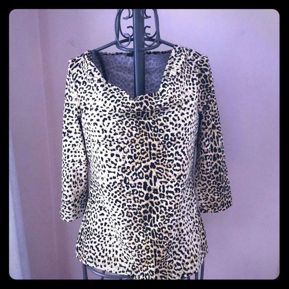 J Mclaughlin top
